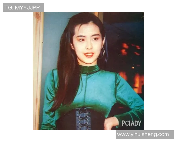 球星卡收藏热潮席卷全球 足球动态瞬息万变 引领市场新风潮 球星卡收藏热潮席卷全球 足球动态瞬息万变 引领市场新风潮